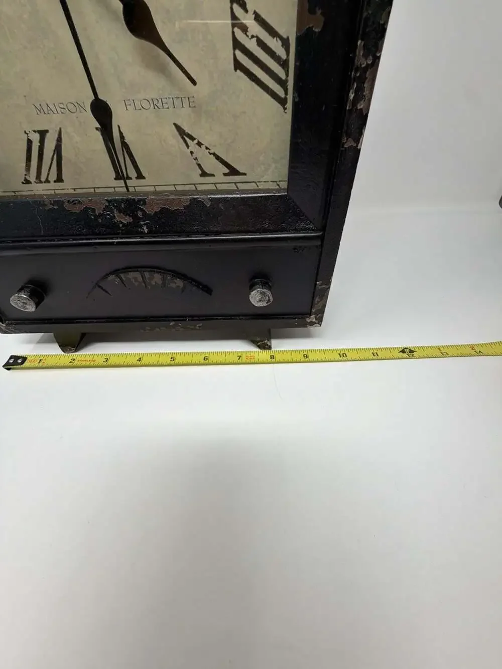 Maison de Florette Decorative Tabletop Metal Clock with Antenna Design